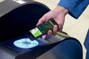 Apple Pay Suica［オススメ 新型 iPhone SE2］］
