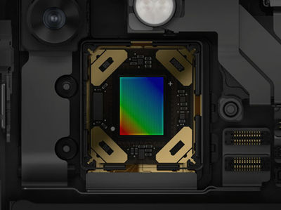 iPhone カメラ 光学式 3Dセンサーシフト 手ぶれ補正